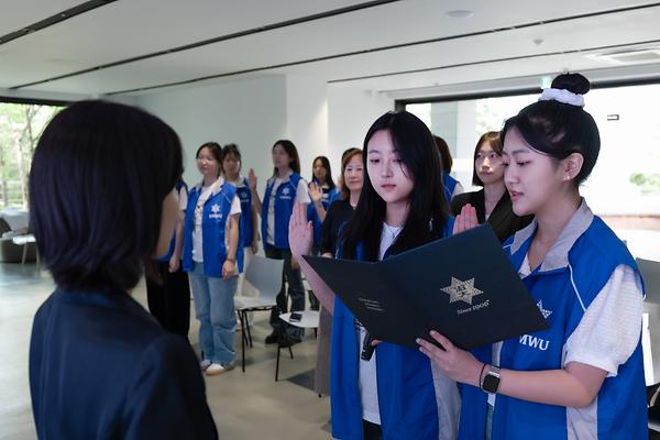Student Support Center Holds 2025 Summer Overseas Volunteer Corps Launch Ceremony